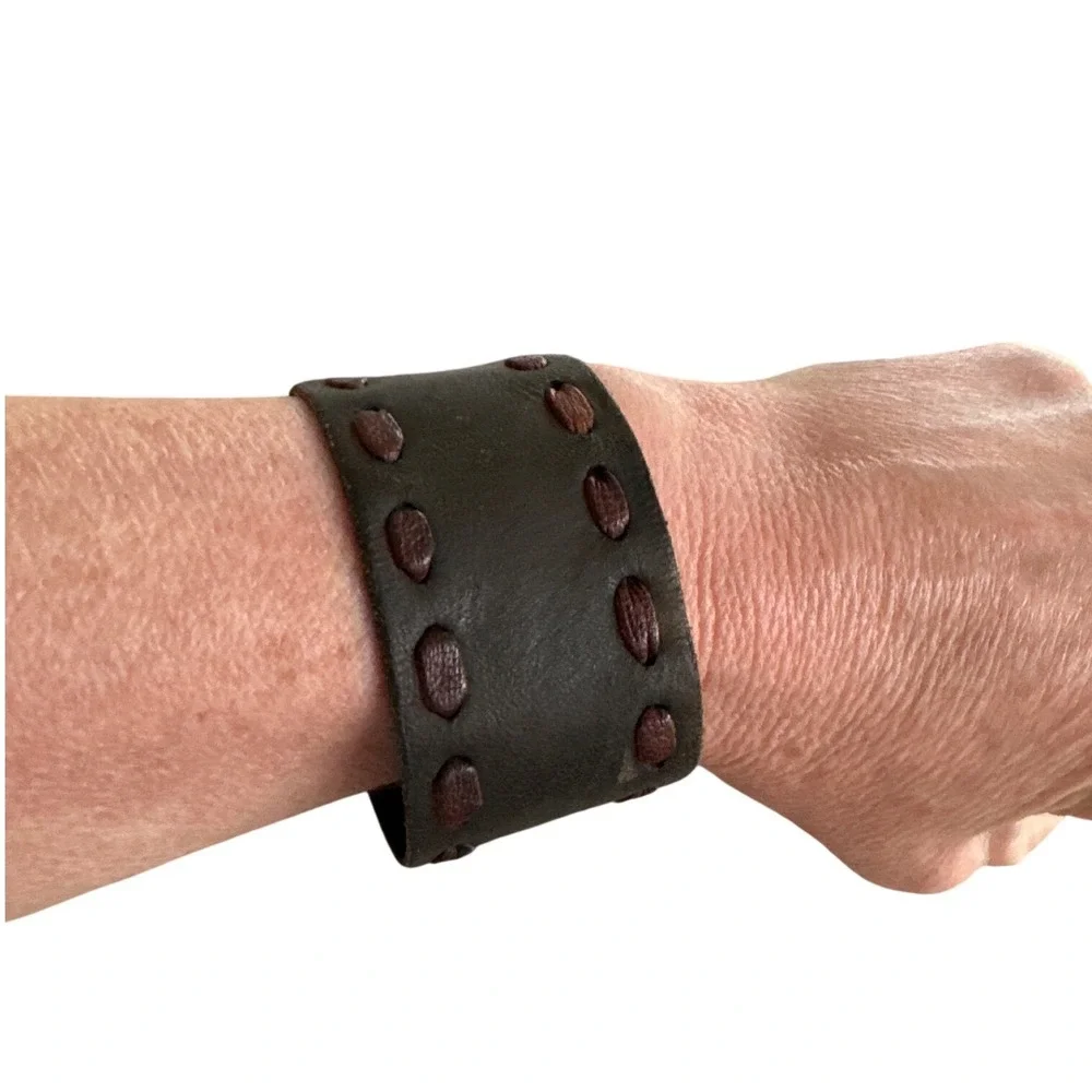 Unbranded‎ Leather Cuff Bracelet Black Good Whipstitch Snap Biker Wrap